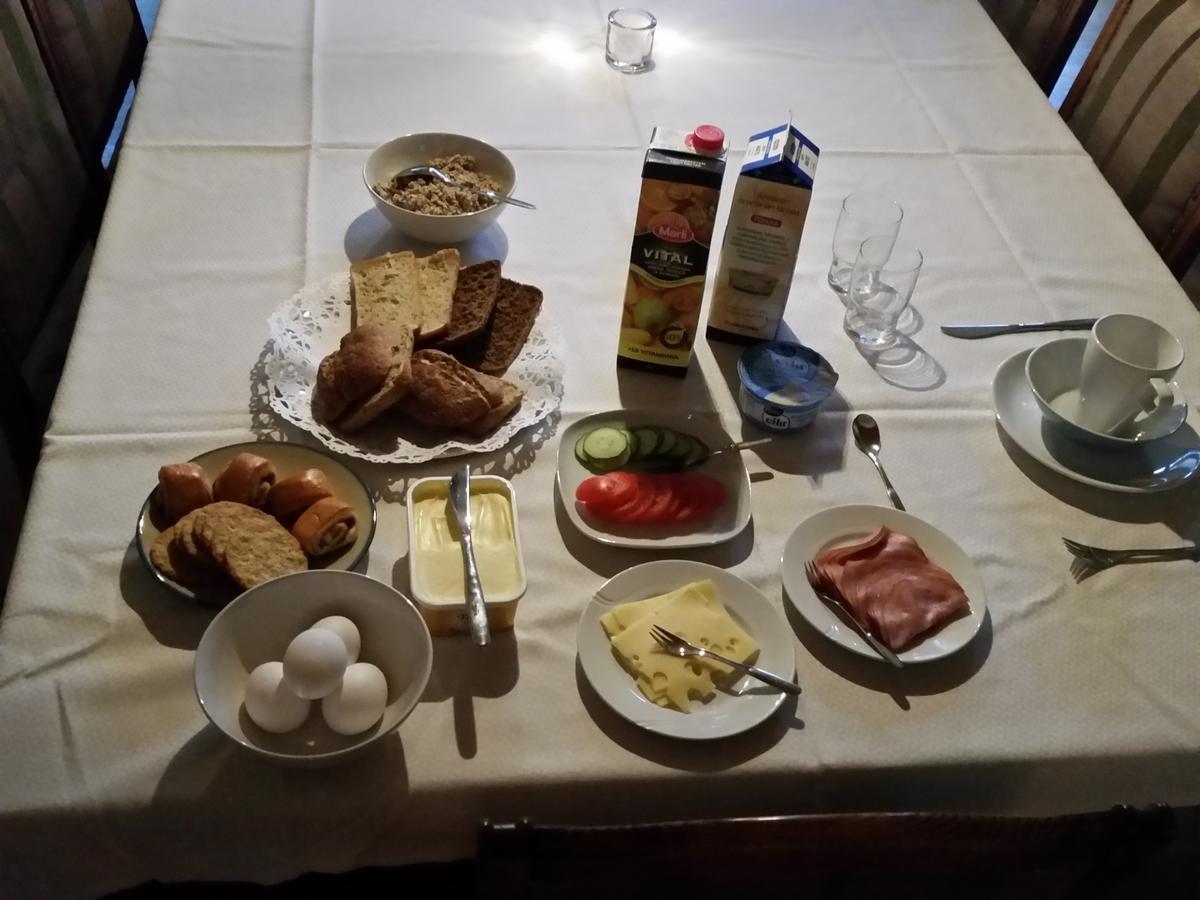 B&B Neulomotie Orimattila Buitenkant foto