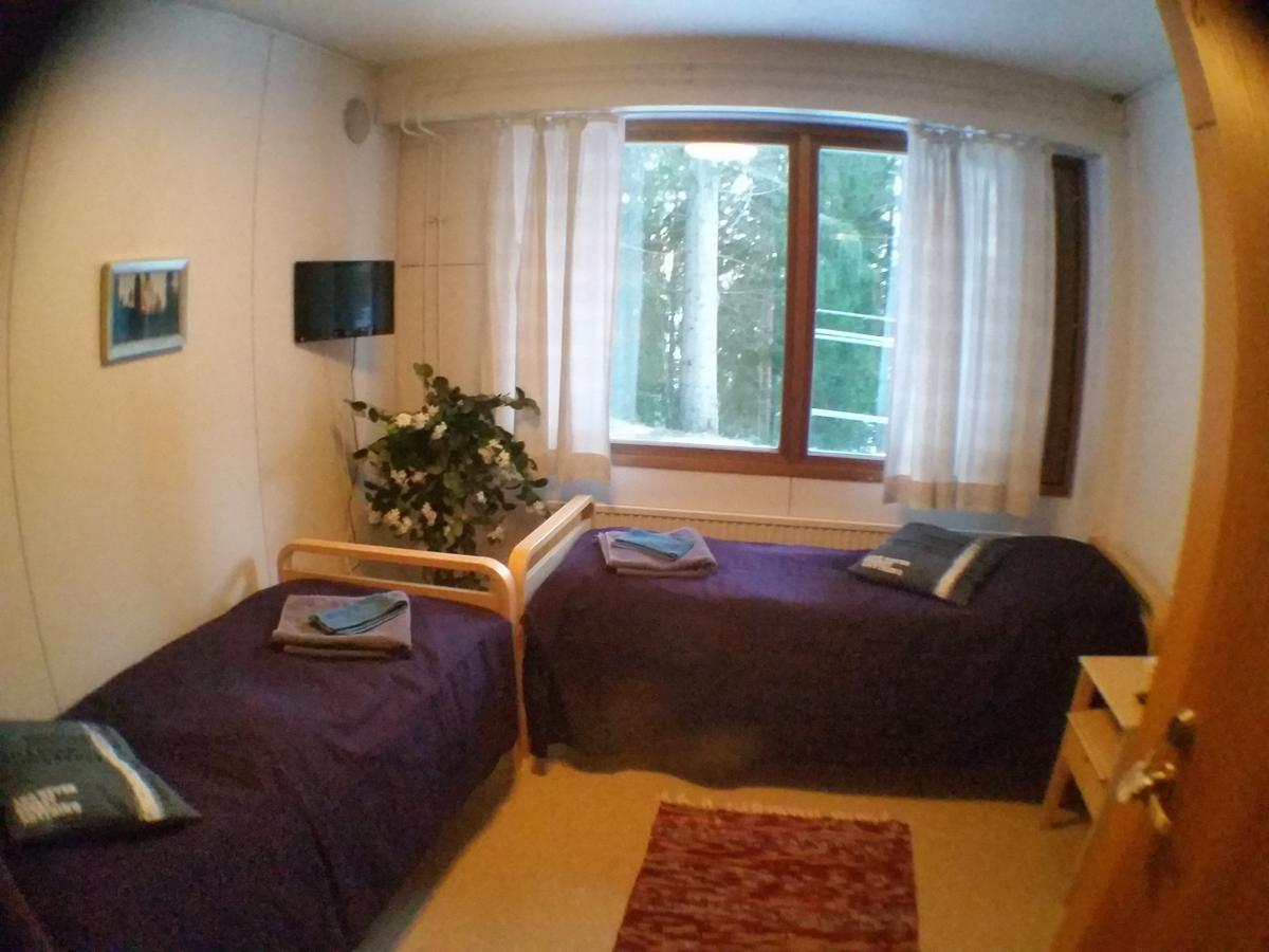 B&B Neulomotie Orimattila Buitenkant foto